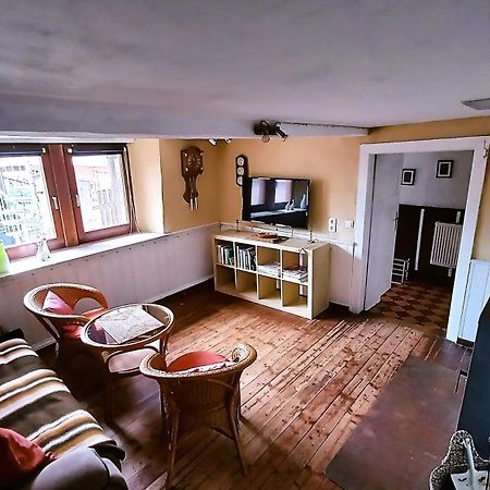 Familienfreundliches Ferienhaus mit 3 Schlafzimmern Oldisleben Exterior foto